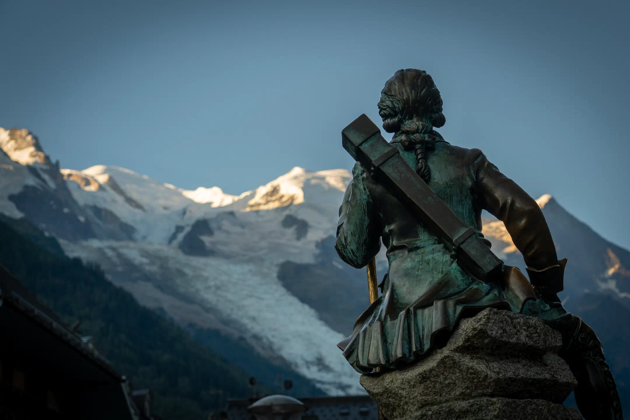 Statue of Michel-Gabriel Paccard