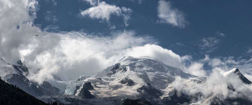 Mont-Blanc | 1/500s * f11 * ISO 100 * 174mm - FE 70-300mm F4.5-5.6 G OSS - Sony α7R V Mont-Blanc