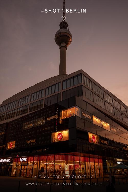 My view of the real world: 'Alexanderplatz Shopping'