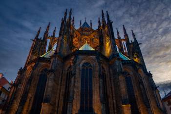 Katedrála sv. Víta | 1/30s * f2.8 * ISO 640 * 24mm - FE 24-70mm F2.8 GM II - Sony α7R V Katedrála sv. Víta
