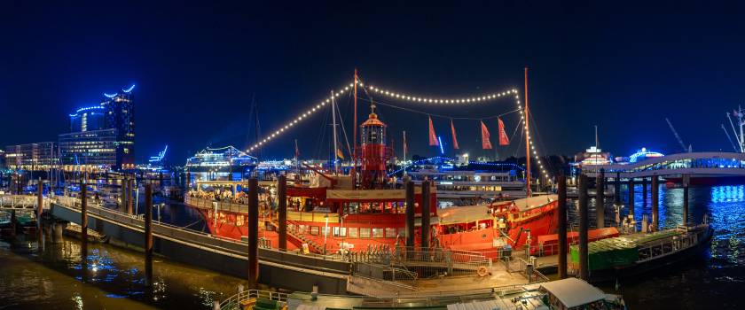 Das Feuerschiff LV 13 | 1/60s * f1.4 * ISO 2500 * 24mm - FE 24mm F1.4 GM - Sony α7 IV Das Feuerschiff LV 13