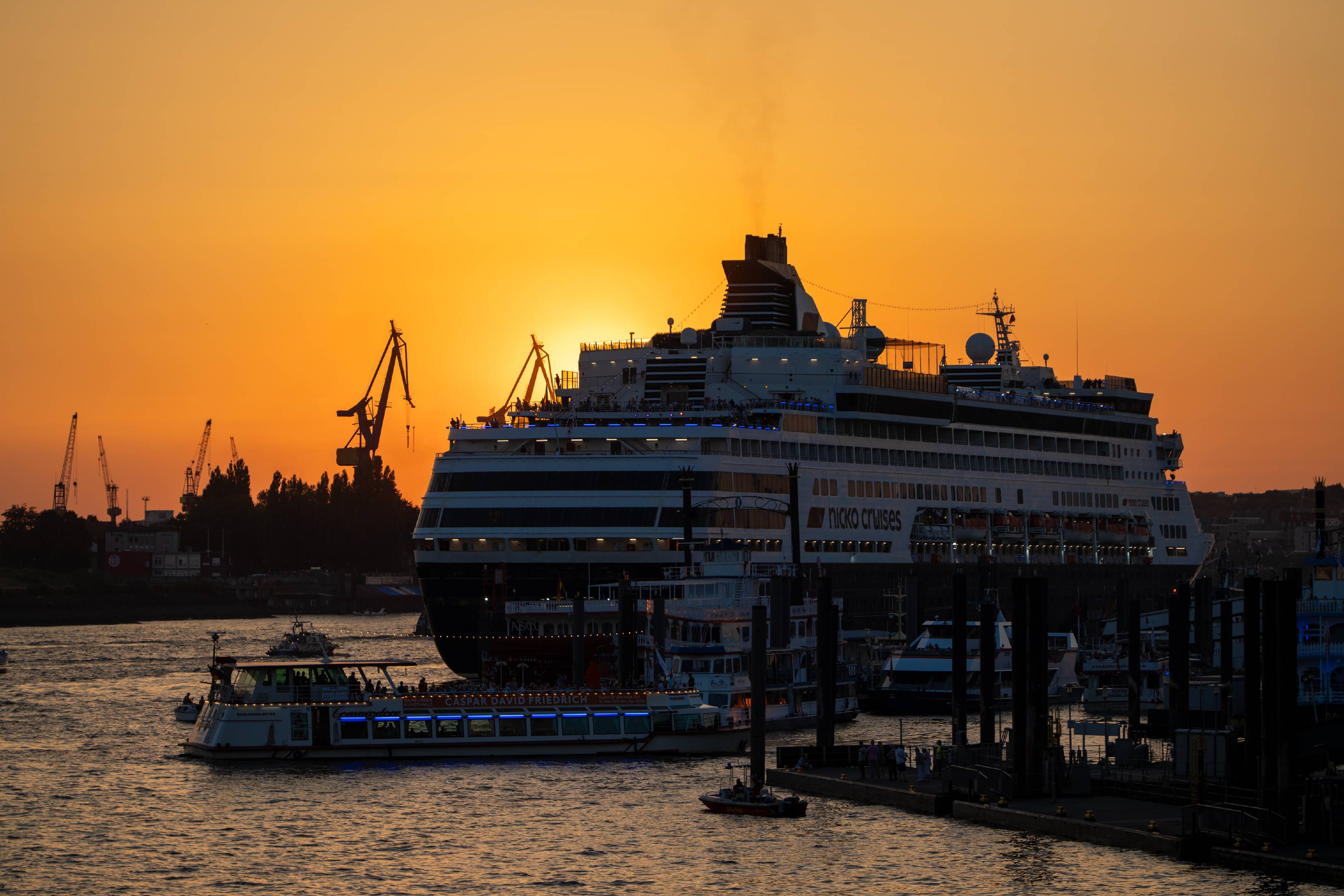 Vasco da Gama sunset