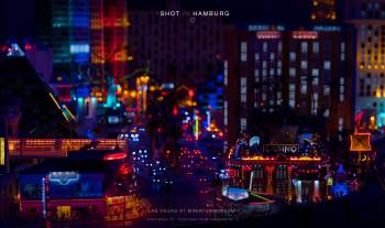 Las Vegas at Miniaturmuseum | 1/60s * f4.5 * ISO 800 * 96mm - FE 24-105mm F4 G OSS - Sony α7R III Las Vegas at Miniaturmuseum