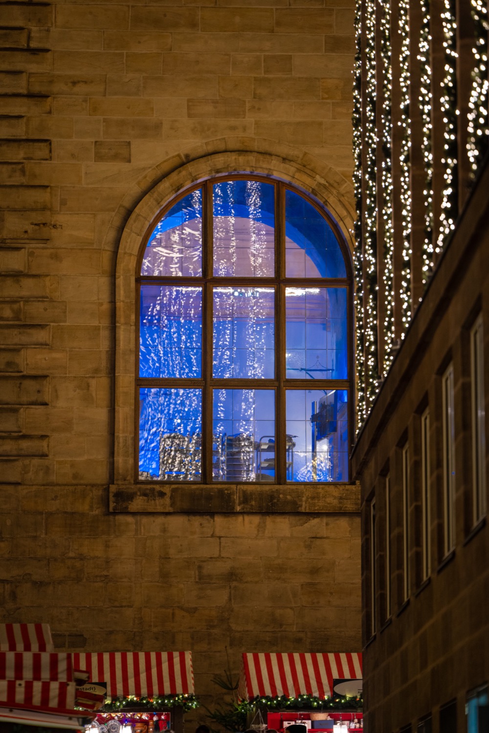 Entering Christkindlesmarkt 