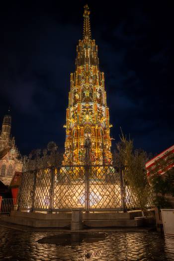 Schöner Brunnen, Nuremberg