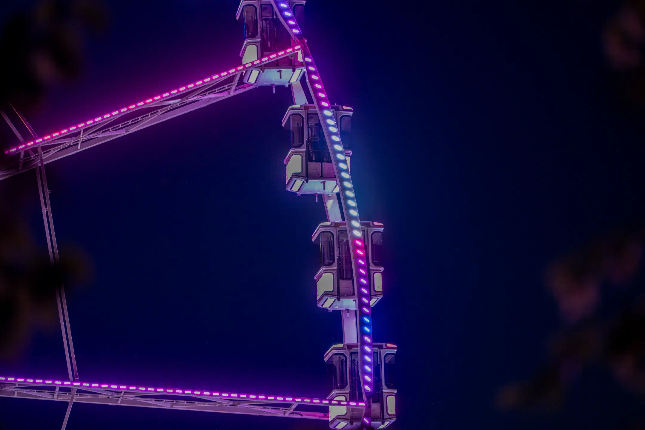 Bergkirchweih 2026 | 1/125s * f1.8 * ISO 3200 * 135mm - SAMYANG AF 135mm F1.8 - Sony α7R V Bergkirchweih 2026